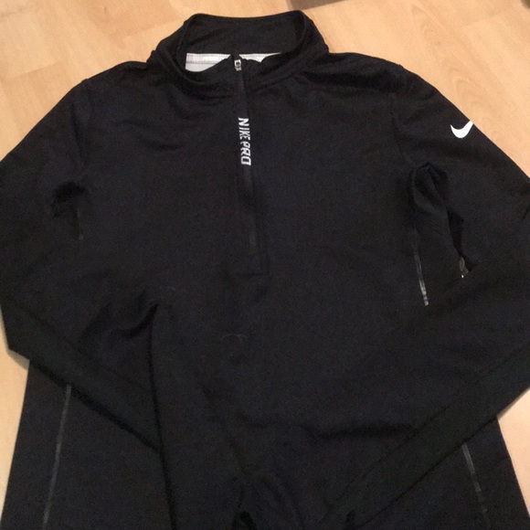 kids nike half zip. - Picture 2 of 2